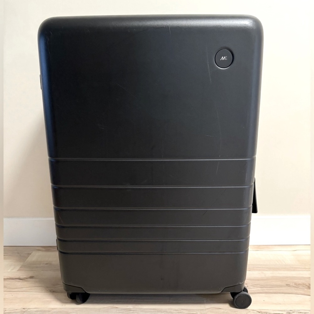 Monos LARGE Checked-In Luggage